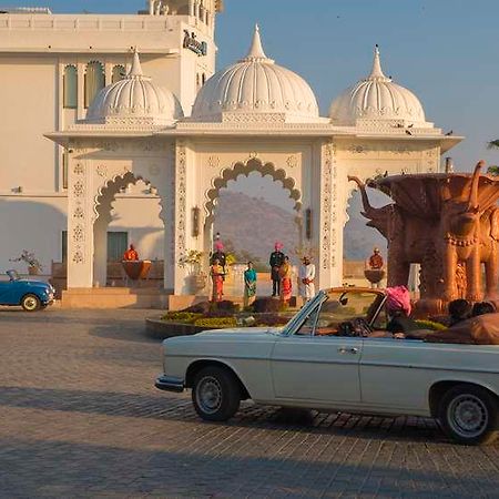 Radisson Blu Udaipur Palace Resort & Spa Zewnętrze zdjęcie
