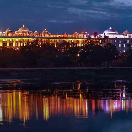 Radisson Blu Udaipur Palace Resort & Spa Zewnętrze zdjęcie