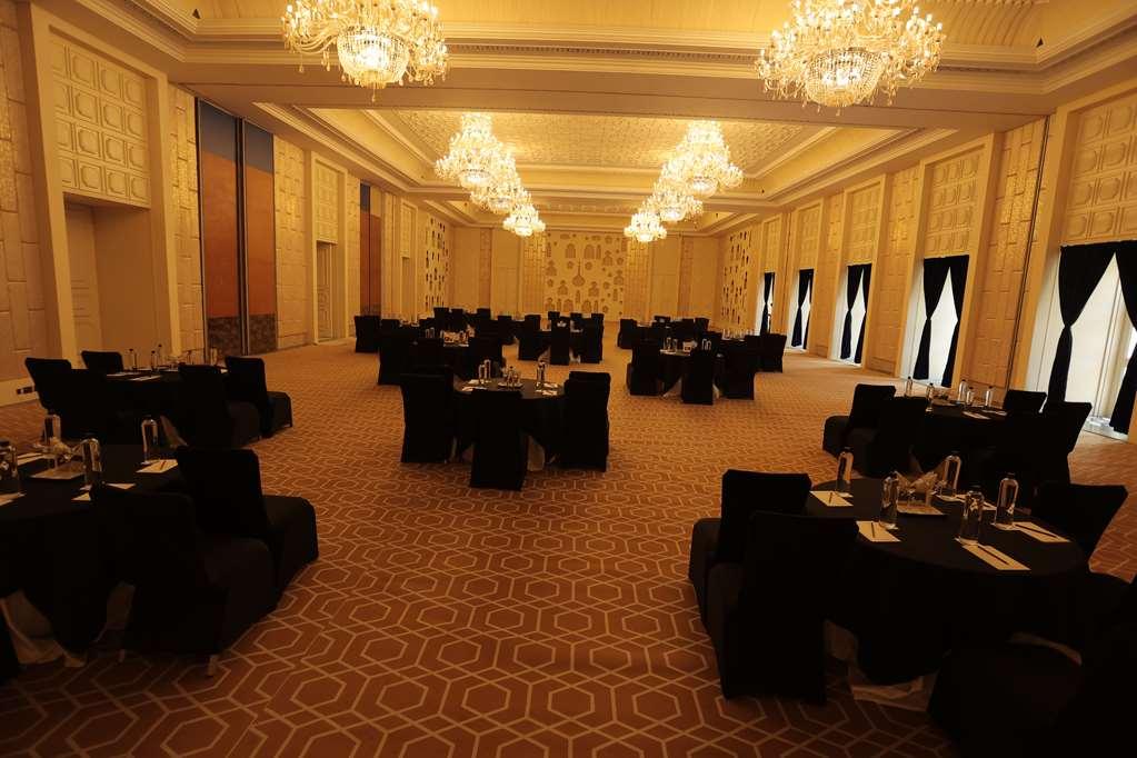 Radisson Blu Udaipur Palace Resort & Spa Udogodnienia zdjęcie