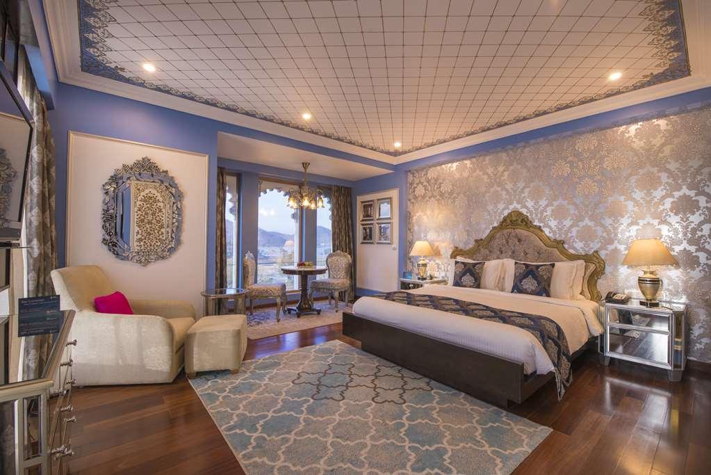 Radisson Blu Udaipur Palace Resort & Spa Pokój zdjęcie